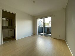 レユシール温品 1階1Kのリビング/ダイニング