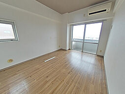 プラスパー東雲 4階ワンルームのリビング/ダイニング