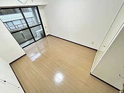 インターナショナルビル 2階1Kのリビング/ダイニング