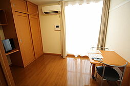 レオパレスひいらぎII 2階1Kのリビング/ダイニング