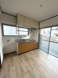 ハイツ古田 4階1Kのリビング/ダイニング