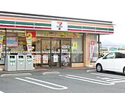 コンビニ「セブンイレブン広島出島店まで316ｍ」