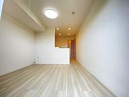 ヒルズスクエア 1階1LDKのリビング/ダイニング