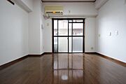 ※別部屋の写真です