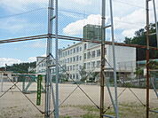 小学校「広島市立早稲田小学校まで1425ｍ」
