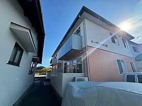 広島県大竹市南栄2丁目（賃貸アパート1LDK・2階・43.75㎡） その1