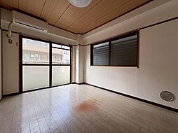 ピュアシティ 5階1Kのリビング/ダイニング