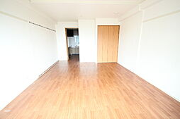 第一タウン皆賀 4階1Kのリビング/ダイニング