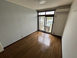 グリーンヒル 2階1Kのリビング/ダイニング