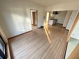 Caro Casa B 1階3LDKのリビング/ダイニング