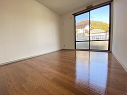 グリーンバレー田方　A棟 2階3LDKのリビング/ダイニング