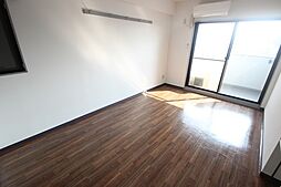 TOURE DE L`AUBE 2階1DKのリビング/ダイニング