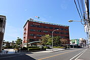 役所「広島市安芸区役所まで2221ｍ」