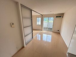 アークTOMI C 1階1LDKのリビング/ダイニング