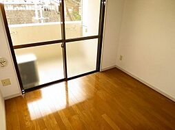 シャルム石井 3階ワンルームのリビング/ダイニング