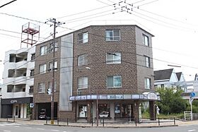 石田ビルI  ｜ 広島県安芸郡府中町本町4丁目（賃貸マンション1LDK・4階・54.85㎡） その1