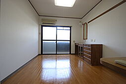 エステートベネフィット5フルタ 6階1Kのリビング/ダイニング