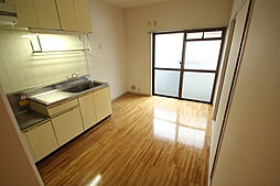 グローリー曙 1階1DKのリビング/ダイニング