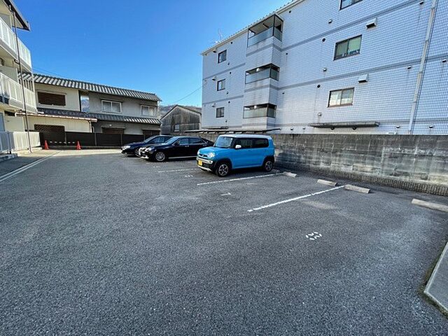 8 / 10