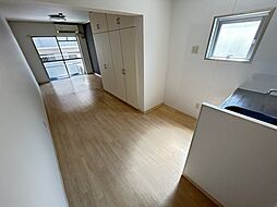 サンシャイン庚午 3階ワンルームのリビング/ダイニング