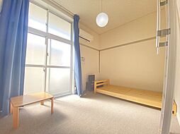 レオパレスシンセー 101 1階ワンルームのリビング/ダイニング