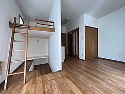 ルネスフォレスト 3階ワンルームのリビング/ダイニング