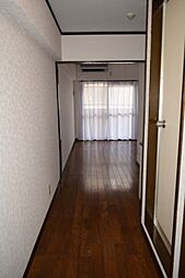 ロフト24 4階ワンルームのリビング/ダイニング