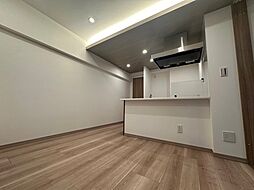 エネピア大手町 8階1LDKのリビング/ダイニング