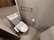 ※掲載写真は同マンション別部屋参考写真となります