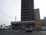 コンビニ「セブンイレブン広島己斐本町店まで43ｍ」