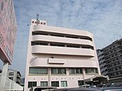 病院「南海田病院まで1303ｍ」