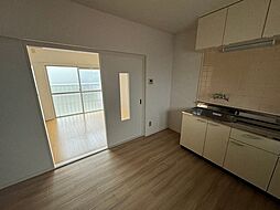 椿本ビル 3階2DKのリビング/ダイニング