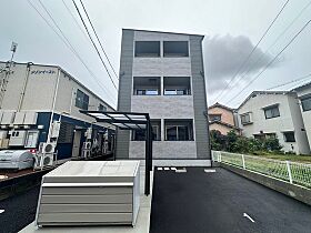 マルベリーフィールド吉島東  ｜ 広島県広島市中区吉島東1丁目（賃貸アパート1LDK・3階・31.80㎡） その1