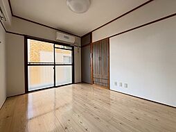 ピュアシティ 3階1Kのリビング/ダイニング