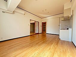 ツルミハイツ 4階2DKのリビング/ダイニング