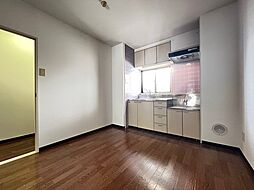 ヴィラブランシュ牛田 3階2DKのリビング/ダイニング