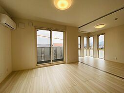 ピアチェーレアミカ 3階3LDKのリビング/ダイニング