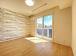 グラン　シャルールK 1階ワンルームのリビング/ダイニング