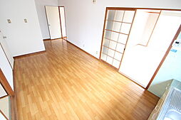 エルディム川内A棟 201 2階3LDKのリビング/ダイニング