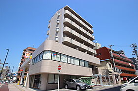 セレーヌ品川  ｜ 広島県広島市西区横川新町（賃貸マンション1K・7階・23.45㎡） その1