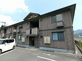 広島県広島市安佐南区伴東3丁目（賃貸アパート2LDK・1階・53.72㎡） その1