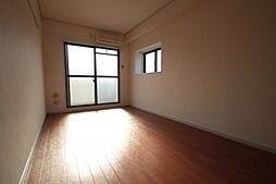 リマーカーブル己斐 5階1Kのリビング/ダイニング