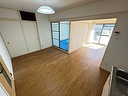 メゾン荒木 4階2LDKのリビング/ダイニング