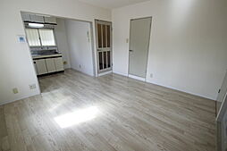 ハニーパーク高巣 2階2LDKのリビング/ダイニング