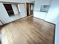 ダイアモンドビュー 5階2LDKのリビング/ダイニング