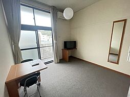 レオパレスエリアクエスト 3階1Kのリビング/ダイニング