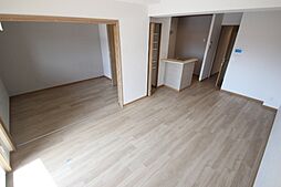 Ｌｅ　ａｖａｎｔｅ（ル　アヴァンテ） 4階1LDKのリビング/ダイニング