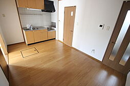 エミール沖山 1階2DKのリビング/ダイニング