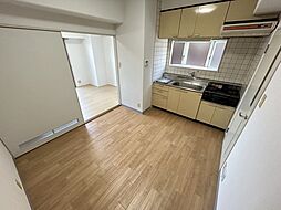 サンハイム庚午南 3階1DKのリビング/ダイニング