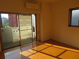 グラビスコート広島駅前通り 8階1Kのリビング/ダイニング